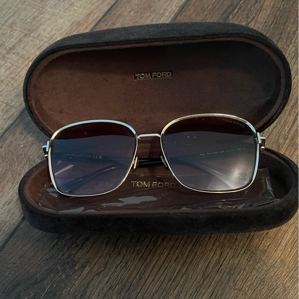Tom Ford Women's Sunglasses with Gold Frame and Brown Tint